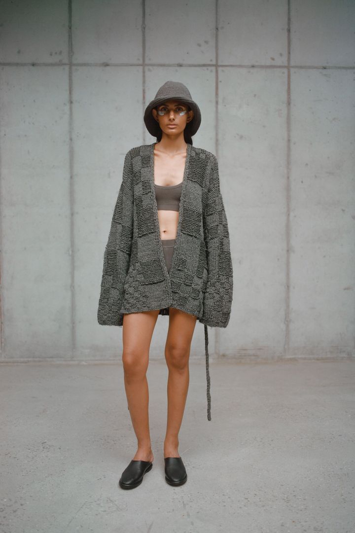 ローレン マヌーギアン 2024年春夏コレクションより。