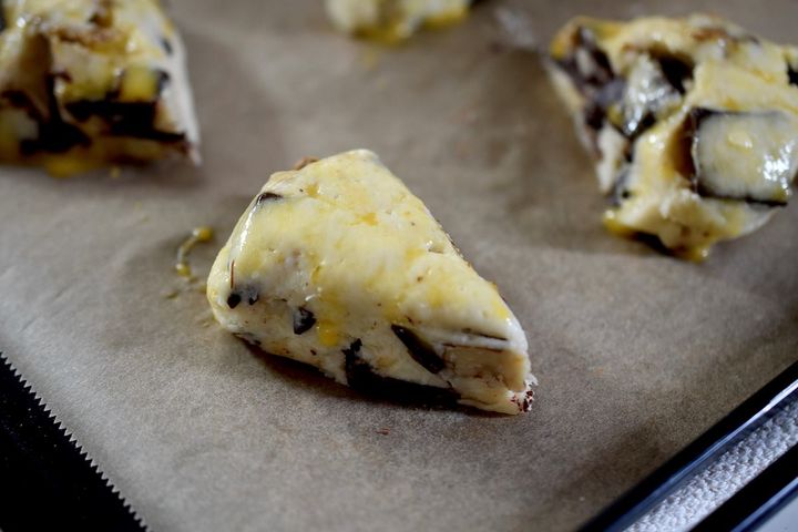 チョコナッツスコーン