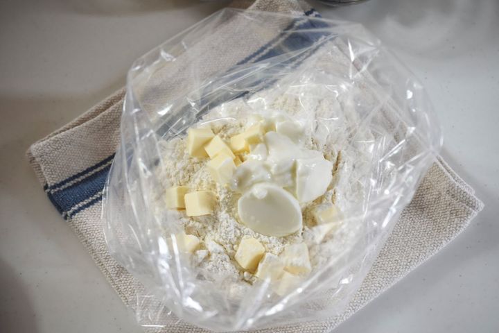 チョコナッツスコーン