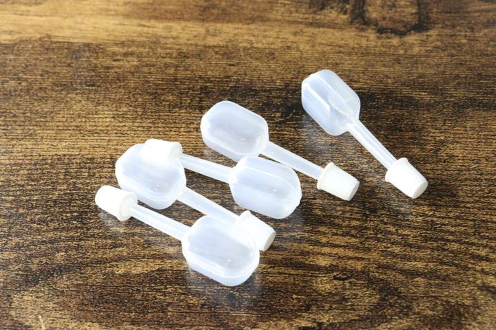 セリアのスポイトボトル スリムの入数