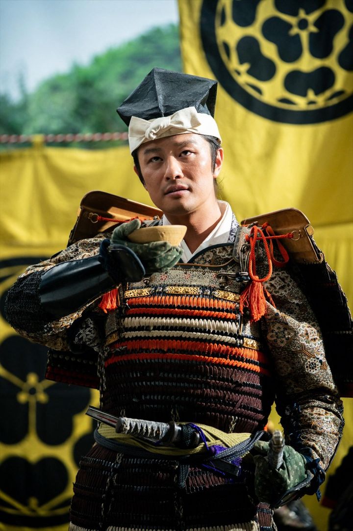 大河ドラマ『豊臣兄弟！』より長宗我部元親（磯部寛之） （C）NHK width=