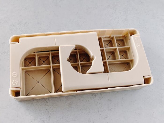 【ダイソー】インパクトのある見た目だけど…実はスグレモノ！おしゃれを陰で支えてくれますよ♡