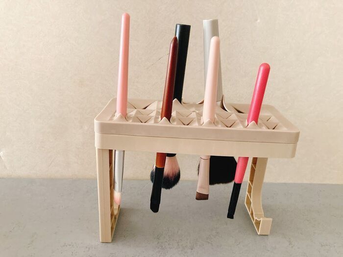 【ダイソー】インパクトのある見た目だけど…実はスグレモノ！おしゃれを陰で支えてくれますよ♡