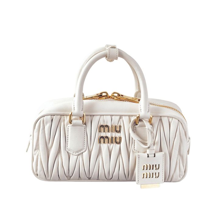 八木アリサ 愛用バッグ