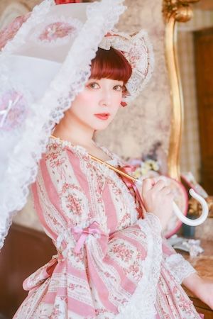 【東京都渋谷区】青木美沙子さん監修の「プリンアラモード エレガンス」がテイクアウトメニューとして登場
