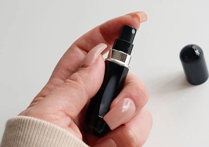 ダイソー 底部充填方式アトマイザー 使用例