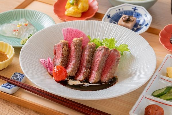 【大阪府大阪市】象印食堂 大阪本店・梅田店が、大人向けの仕掛けを散りばめた春メニューを発売開始