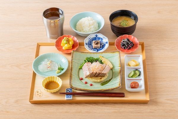 【大阪府大阪市】象印食堂 大阪本店・梅田店が、大人向けの仕掛けを散りばめた春メニューを発売開始