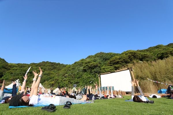 【和歌山県有田市】子どもも大人も楽しめる無人島野外フェス「MUJINTO cinema CAMP JINOSHIMA」開催！
