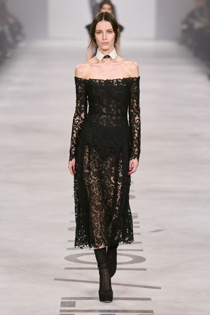 フェンディ 2026-27年秋冬コレクションより。