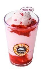 「ICHIGO ミルクスムージー with ハーゲンダッツ」 Mサイズ/720円