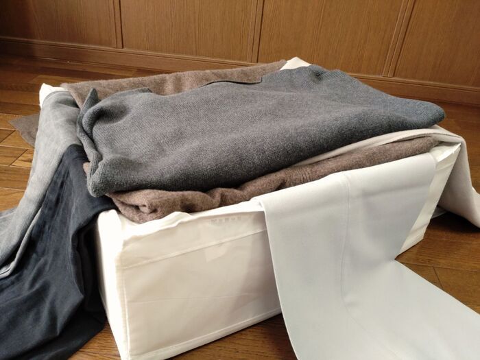 春の軽やかな旅に大助かり♡『洋服の持ち歩き方』かさばる衣類の厚みが1/2に！