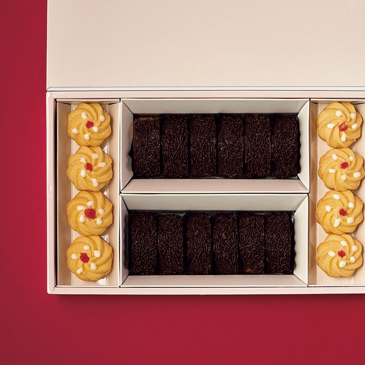 おいしくて食べ終わった後も楽しい。取り寄せ可能なおしゃれなクッキー缶9選