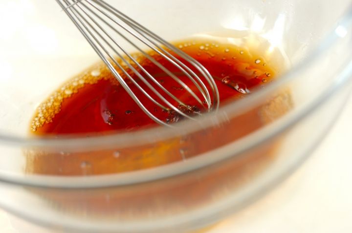 鶏手羽中の甘辛揚げの下準備2