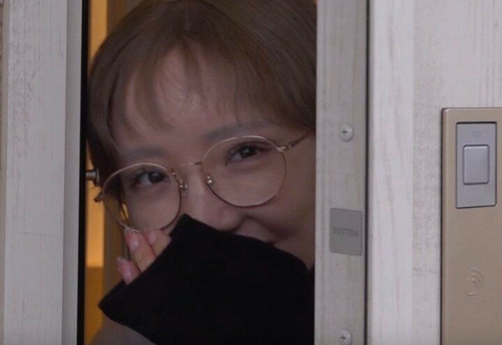 【写真・画像】顔整形12回…34歳美人ママのすっぴんに驚きの声「めちゃくちゃ可愛い！」「メイクしてない方がいい！」 1枚目