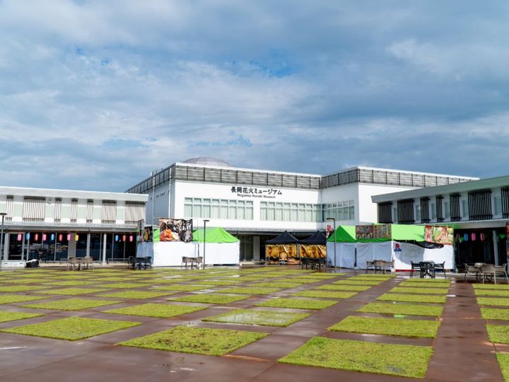 All About ニュース編集部が全国250人を対象に実施した「道の駅に関するアンケート」の調査結果から、好き＆行ってみたい「新潟県の道の駅」ランキングを発表！ 2位「ながおか花火館」を抑えた1位は？