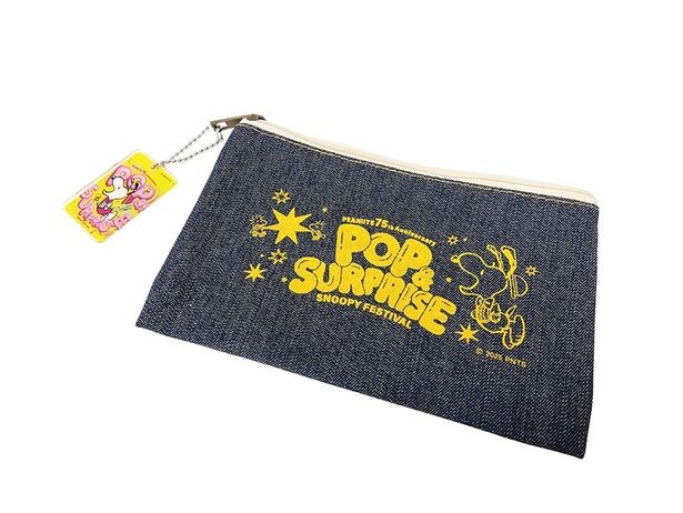 「デニムフラットポーチ」(1210円)