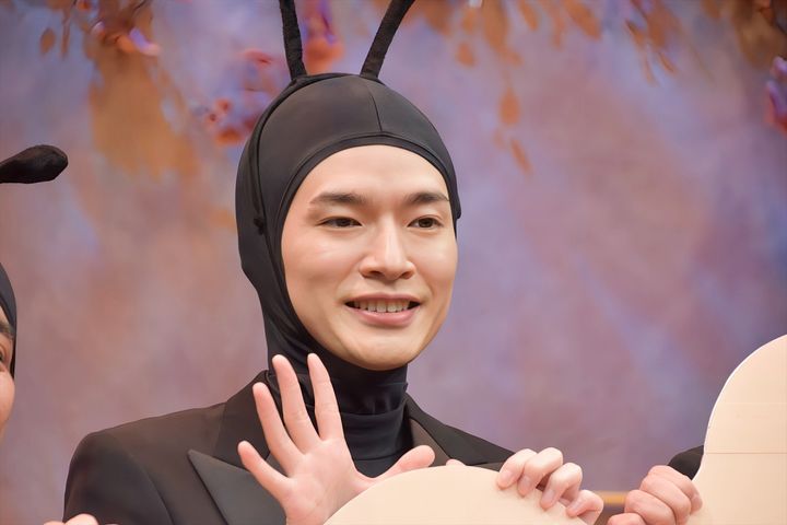 新番組『アリフォルニア』記者会見に出席した深澤辰哉（Snow Man） クランクイン！ width=