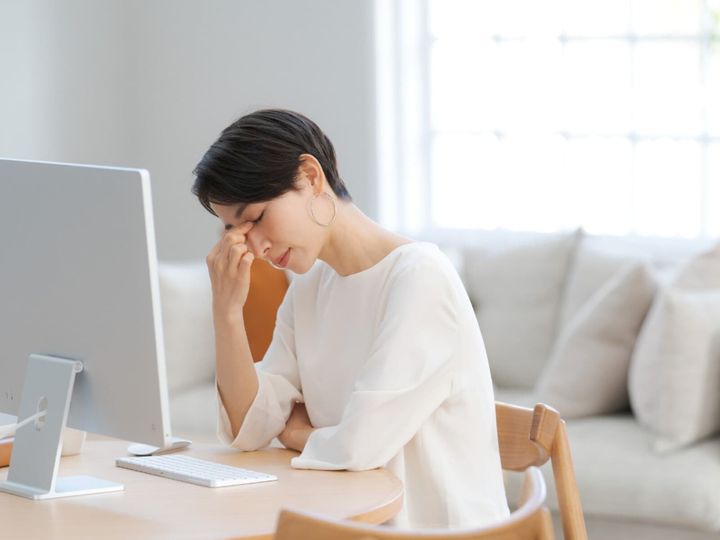 神奈川県横浜市在住・34歳女性が実家暮らしを選ぶ理由とは？ All About ニュース編集部が実施した「実家暮らし」に関する調査から、現在実家暮らしをしている人の生活費や将来の計画などを紹介します。