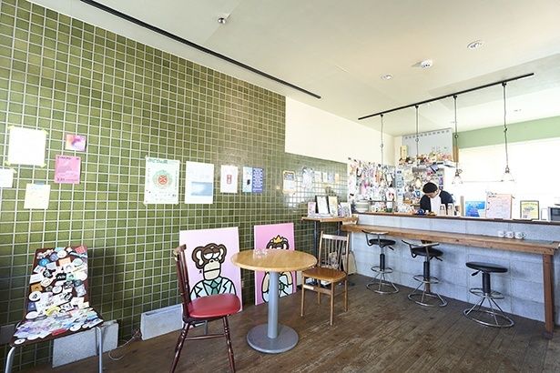 1階はSUISEI COFFEEとして営業。肩肘張らない開放的な雰囲気