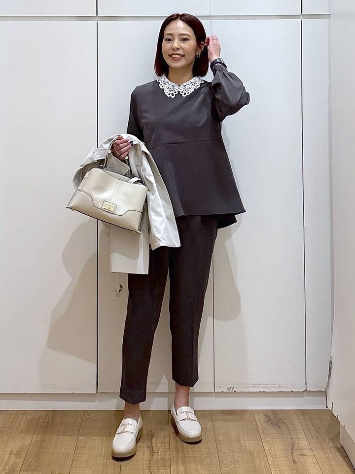 グローバルワークのストレッチ2WAYブラウス＆パンツセット