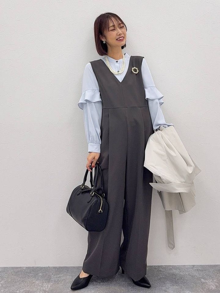 グローバルワークのストレッチオールインワン＆ブラウスセット