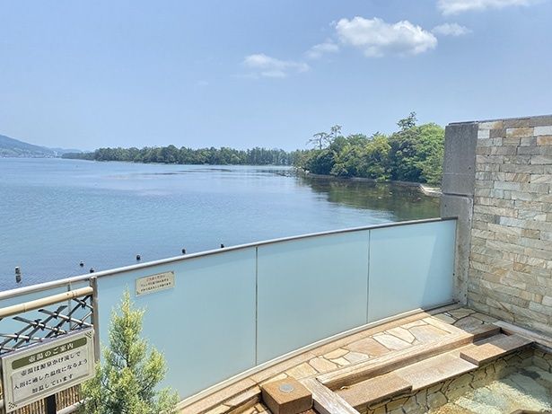 露天風呂からは、天橋立を一望できる 写真提供：天橋立ホテル