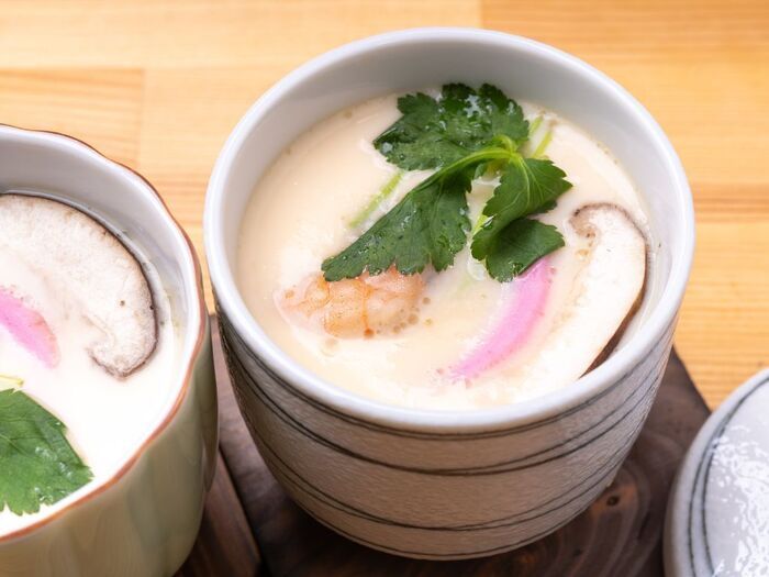 「薄口醤油」と「濃口醤油」の違い。正しく答えられたら天才！？【大人のたしなみ】