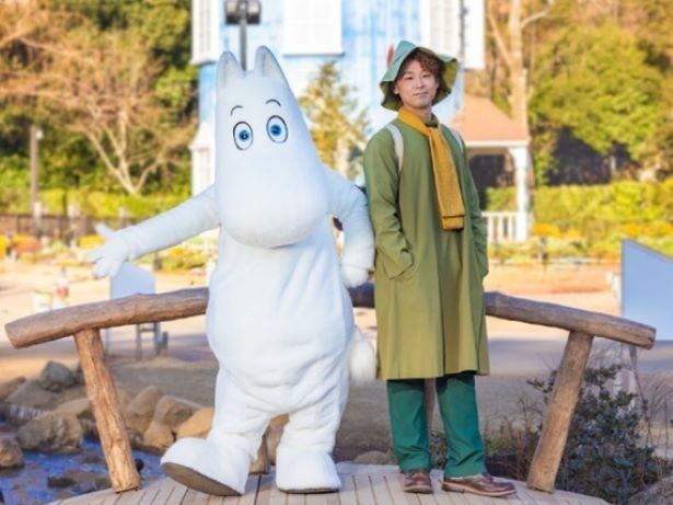 「オリジナルステッカー」を配布