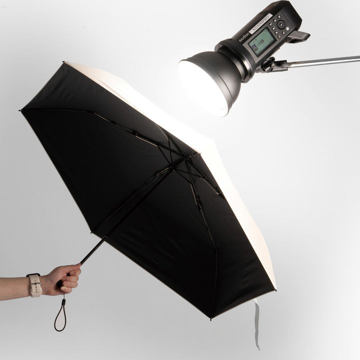 「キャプテンスタッグ」50周年記念製品＆新製品を厳選紹介「手動折り畳み傘」