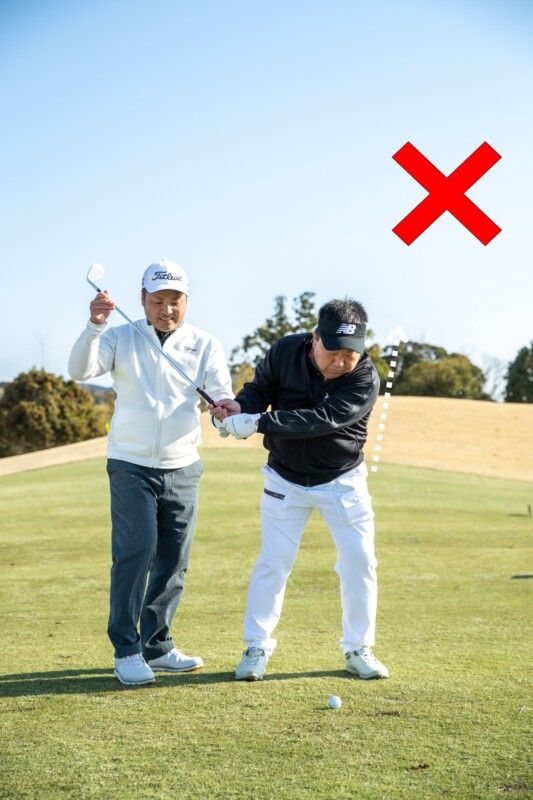 ショートアイアンでベタピンにつける方法！男子プロが徹底解説