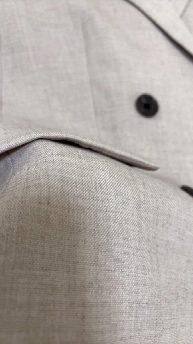 GUダブルブレストジャケットの素材感