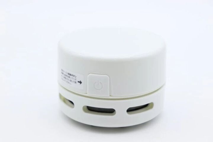 ダイソー 乾電池式卓上クリーナー