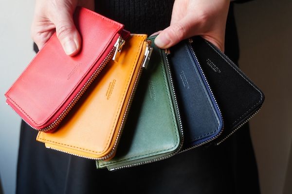 【兵庫県神戸市】栃木レザーを使用したフラグメントケース「mini Fragment」をクラファンで先行発売
