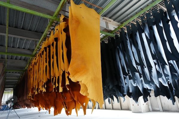 【兵庫県神戸市】栃木レザーを使用したフラグメントケース「mini Fragment」をクラファンで先行発売