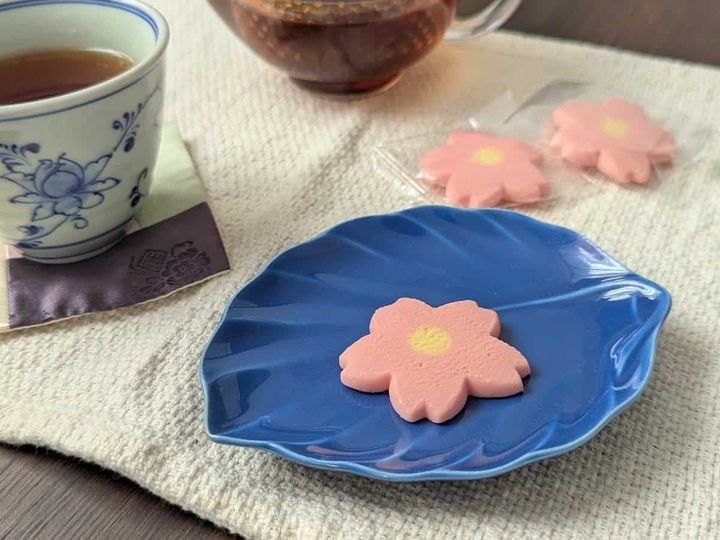 カルディコーヒーファーム 桜のしょこらくっきー