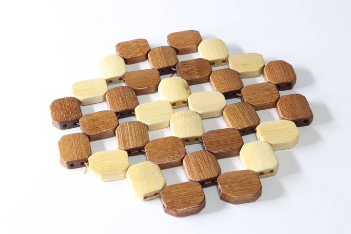 セリア バンブービーズ鍋敷き