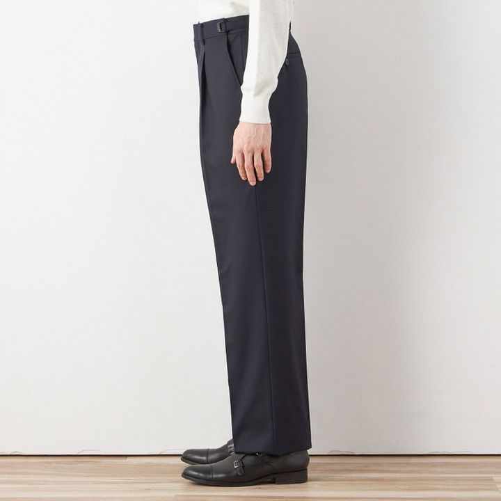 「さらば、細身スーツ」スーツセレクトの“ワイドパンツ”が、2026年春のビジネス街を席巻する予感！