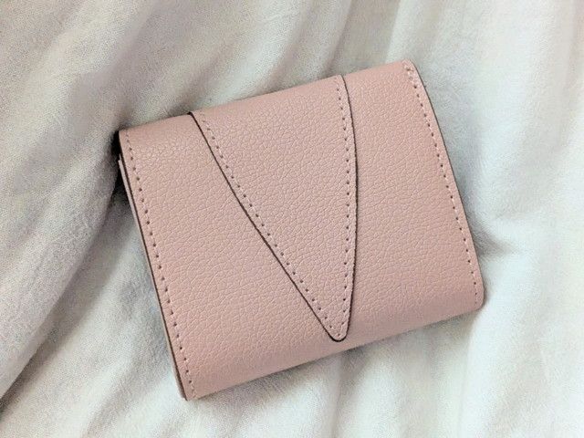 VIS フラワーカット財布ミニ 背面 Vカットステッチ