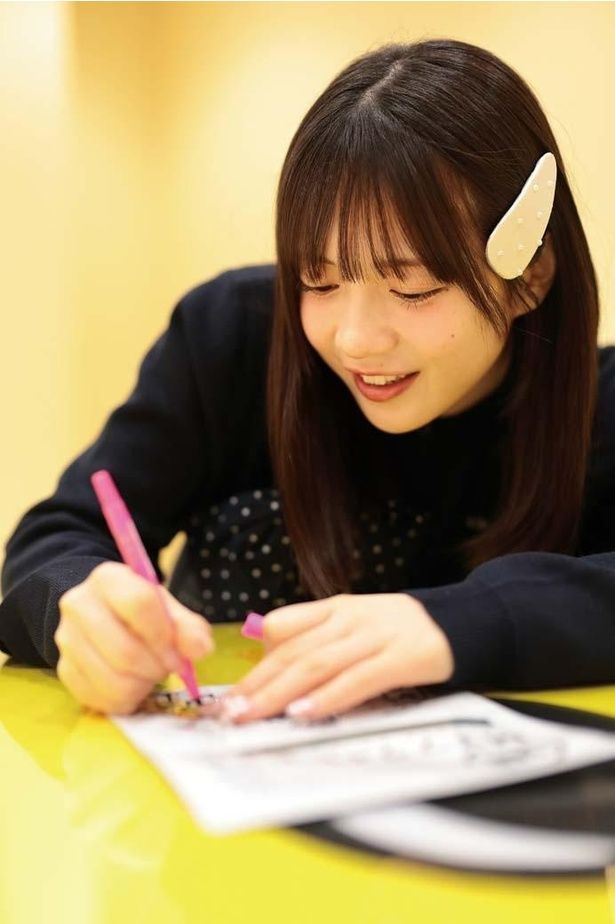 「絵を描くのは大好きです！どんなデザインにしようかな～？」(坂本さん) 撮影＝EDWARD.K