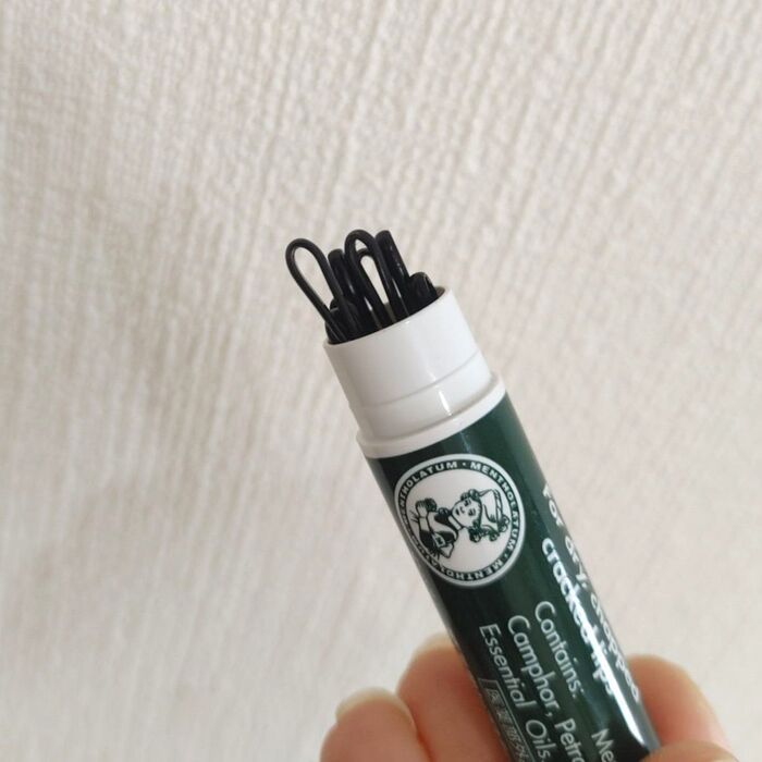 【リップクリーム容器】が便利グッズに早変わり！このサイズ感が優秀なんです♪〈活用アイデア〉