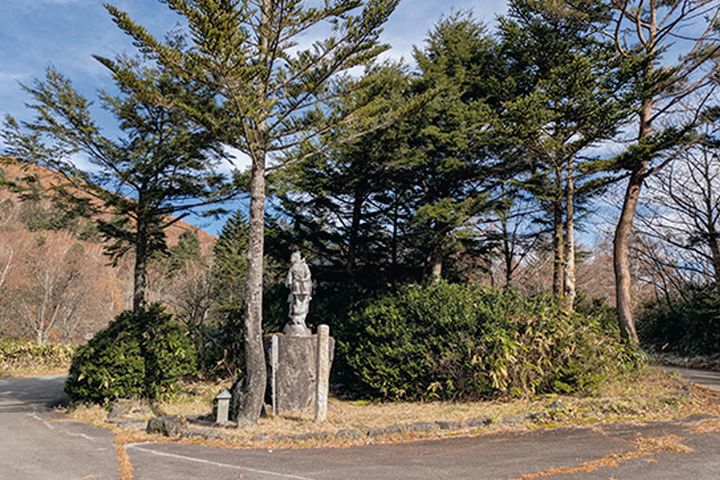 ライダーを魅了する難所。野麦峠「お助け小屋」で味わう、歴史と絶景の至福ツーリング