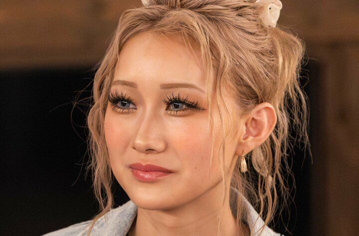 【写真・画像】25歳ギャル、ベッドの上での後悔を告白「雰囲気壊すのが嫌で言えなかった」 1枚目