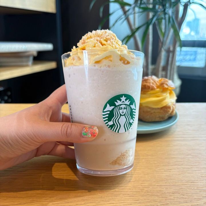 スタバ シュークリーム フラペチーノ®