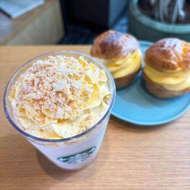 スタバ シュークリーム フラペチーノ®