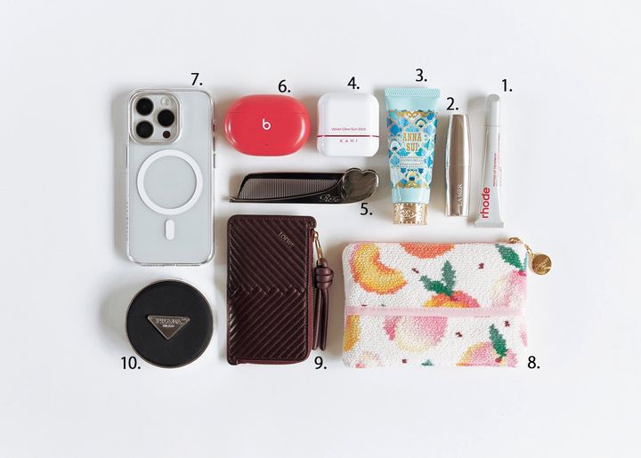 上西星来 バッグの中身