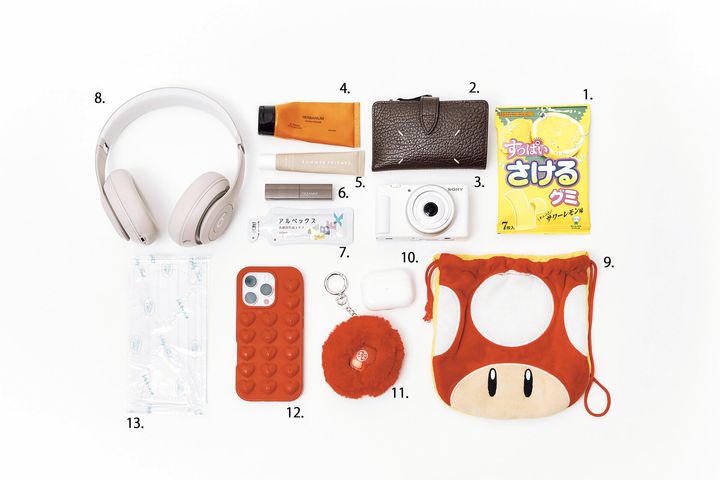 村重杏奈 バッグの中身