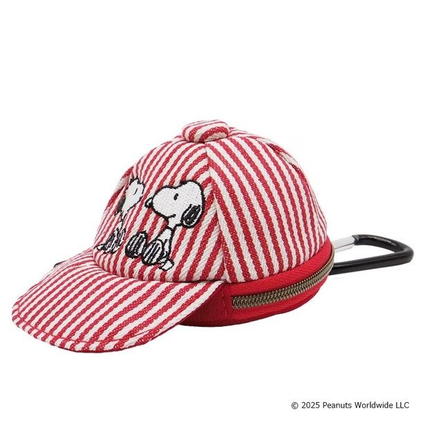 スヌーピーとアンディが向かい合う刺しゅうがキュートな「キャップポーチ ヒッコリー RD」