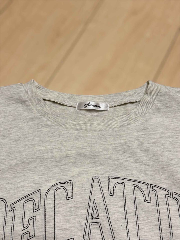 画像: クルーネック