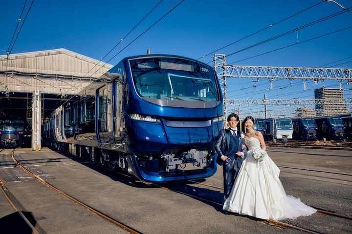 横浜ベイシェラトン ホテル＆タワーズ「相鉄13000系フォトウエディングプラン」